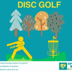 Un joueur lance un frisbee dans un panier de disc golf, entouré d'arbres stylisés. Le texte indique "DISC GOLF".